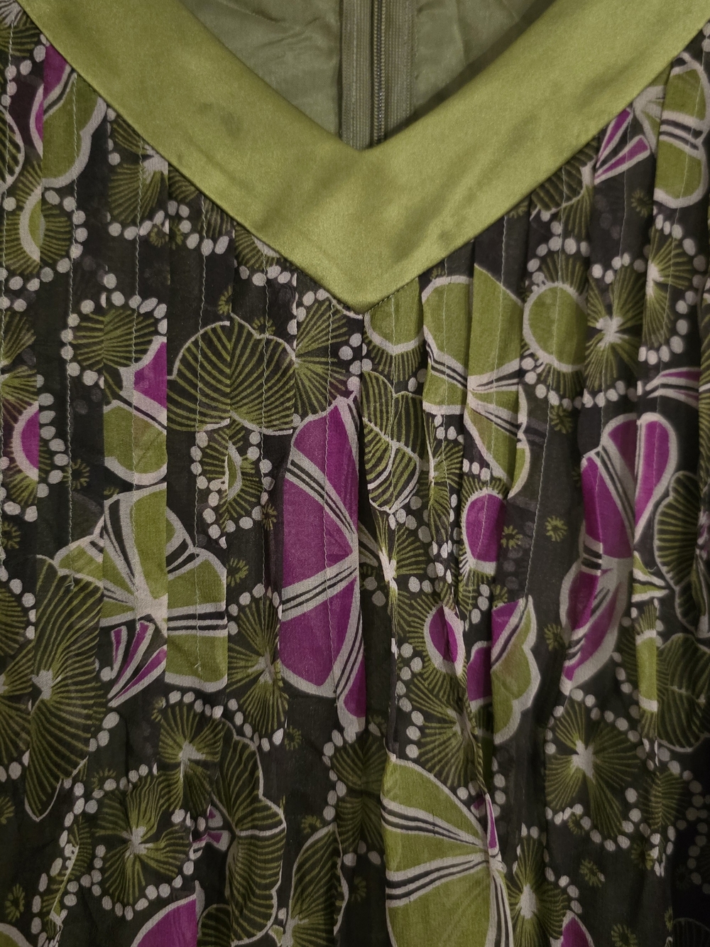 Y2K Maggy London 100% Silk Floral Shift Dress Size 12 Green, Vintage Sleeveless - Picture 5 of 11